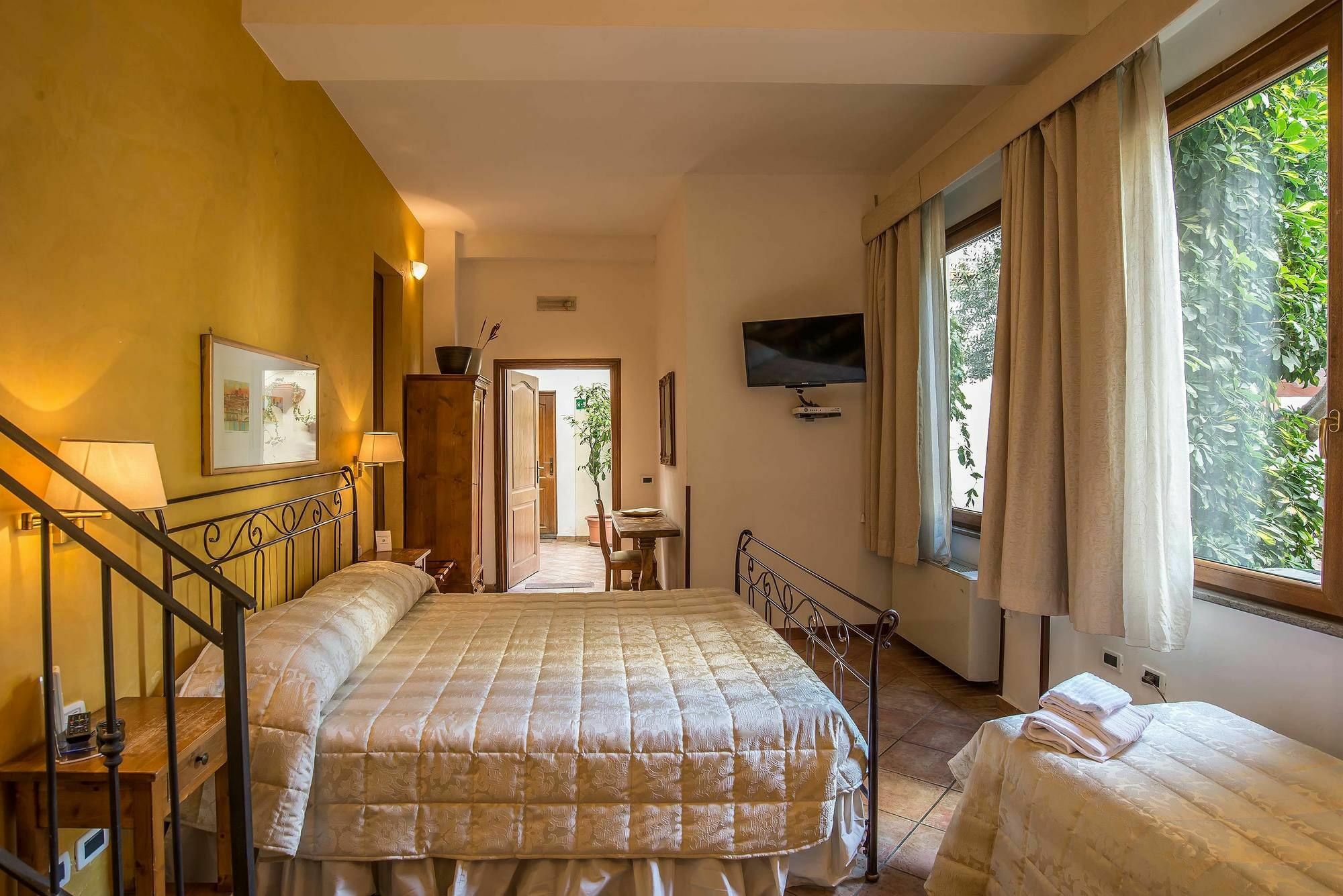Le Clarisse Trastevere Rzym Zewnętrze zdjęcie